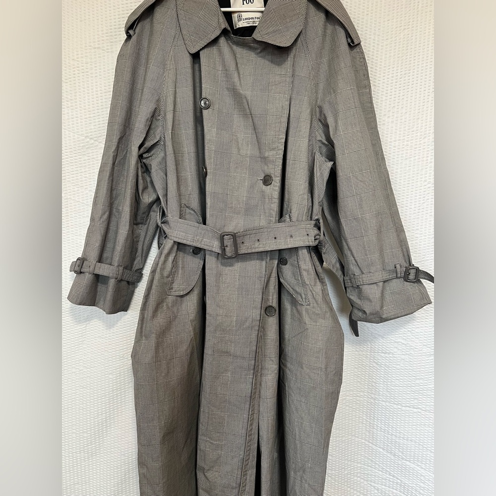 Vintage London Fog Men's Trench Coat Gray Check Plaid Belted Lined